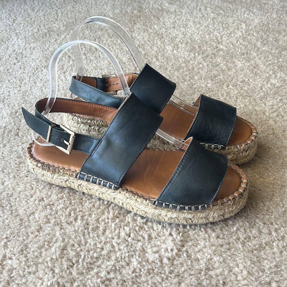 Alohas double black leather straps espadrilles sandals.